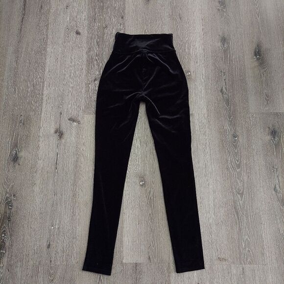 Assets Red Hot Label By Spanx Black Velvet Leggings Women’s Medium - Picture 4 of 7